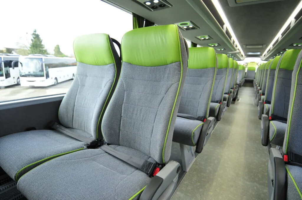 Säten ombord på en FlixBus-buss
